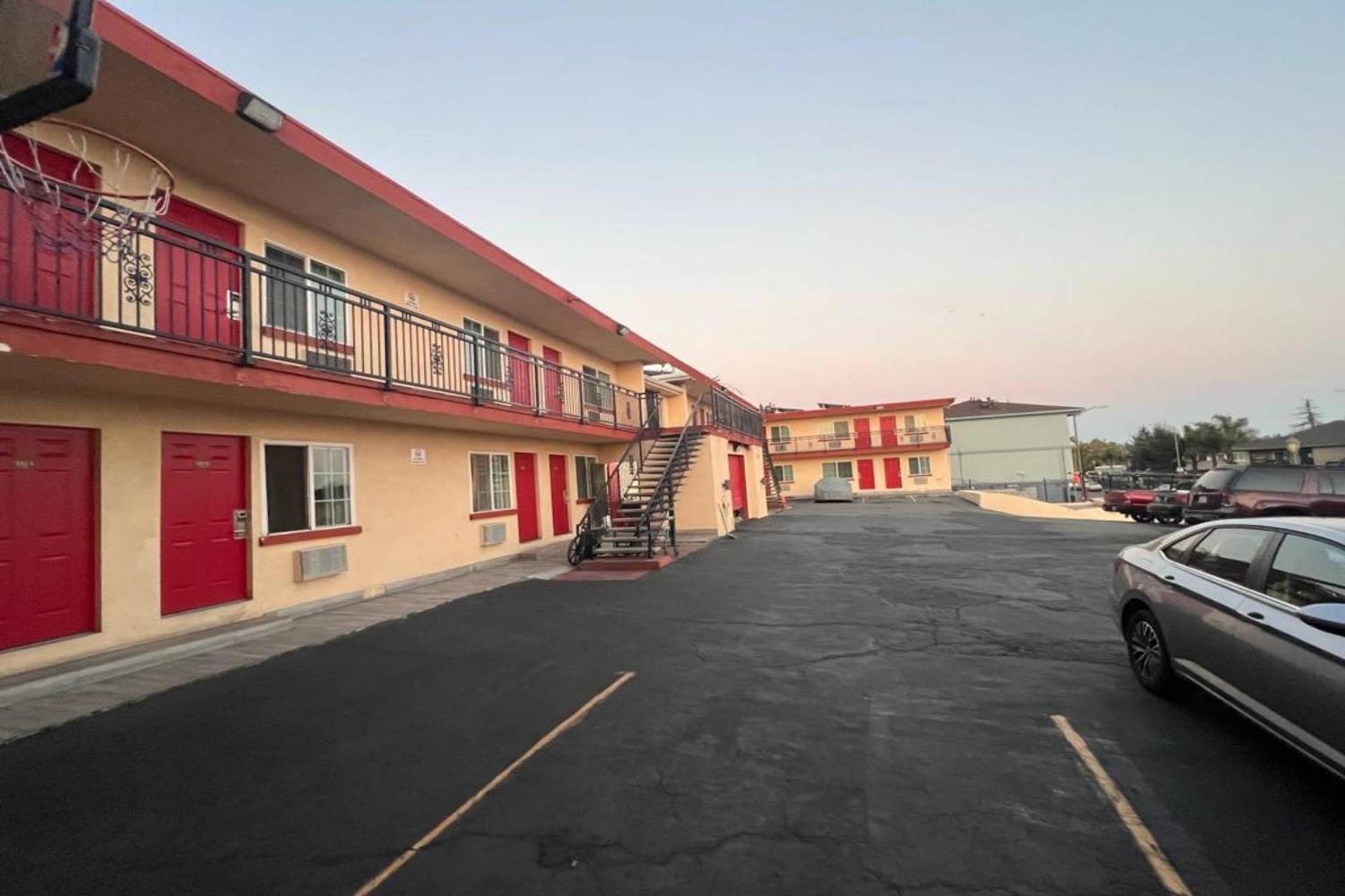 Premier Inn & Suites -Listing Partner Oakland Eksteriør billede